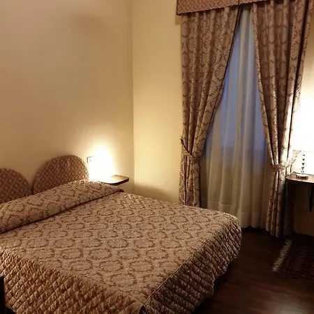 Mazzini 78 Pensjonat 3*